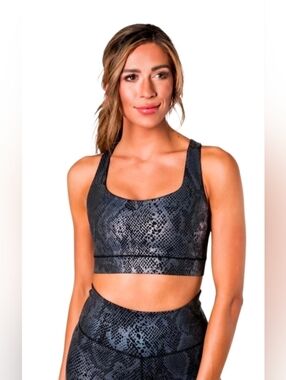 Two Pc. Metalic Snakeskin Athletic Set Sz.Xs